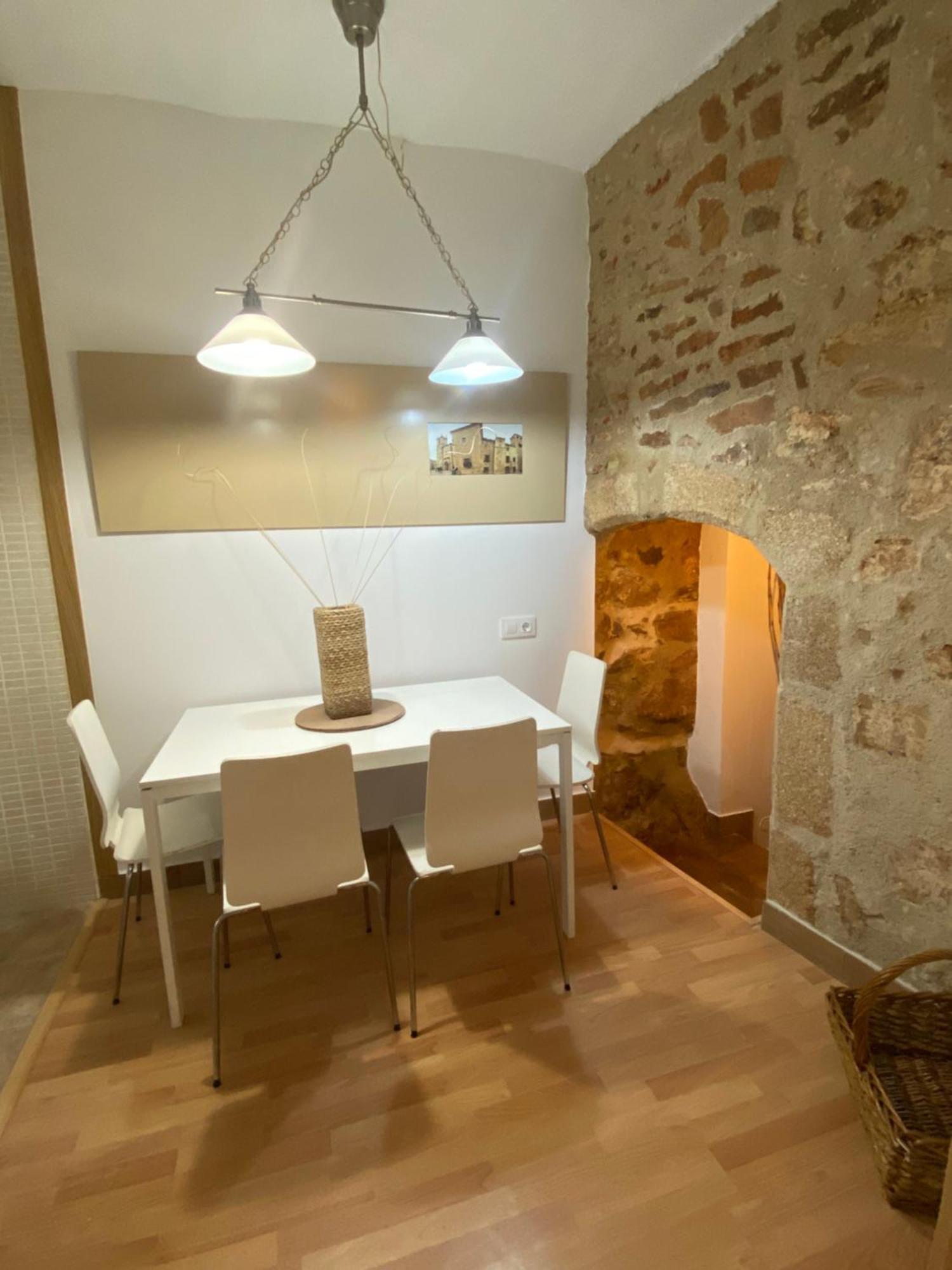 Apartamentos Caces Buitenkant foto